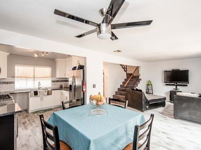 381 Cherry Hills Ln, Azusa, CA, 91702