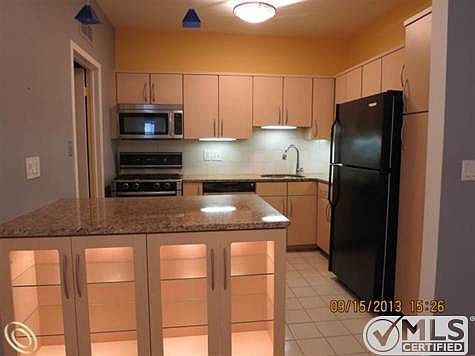 5th image of 29437 Laurel Dr #1