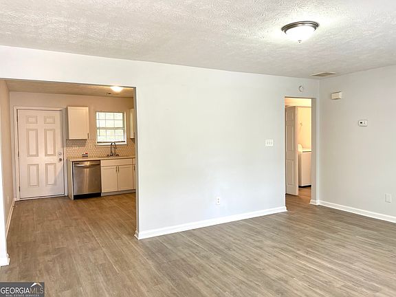 4th image of 105 Rogers St #105