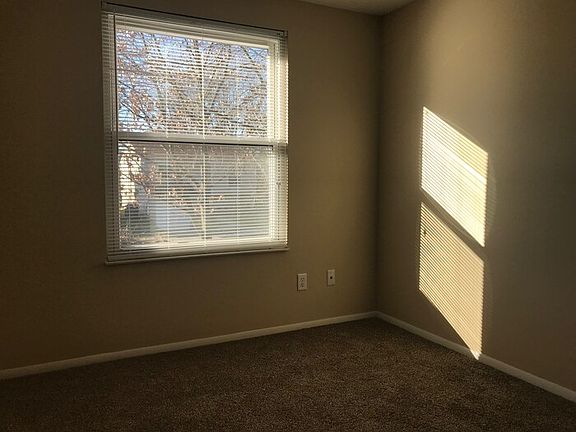 5th image of 3068 Deepwood Dr