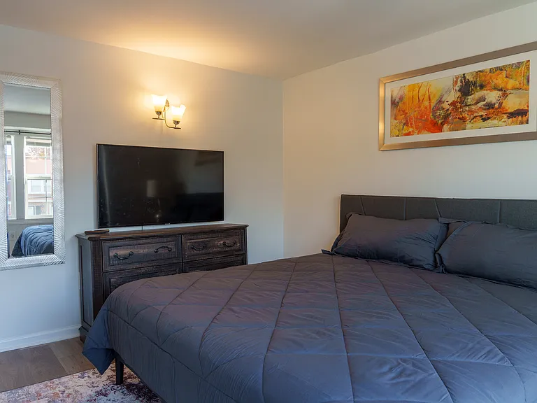 8439 Pioneer Dr — Photo 8