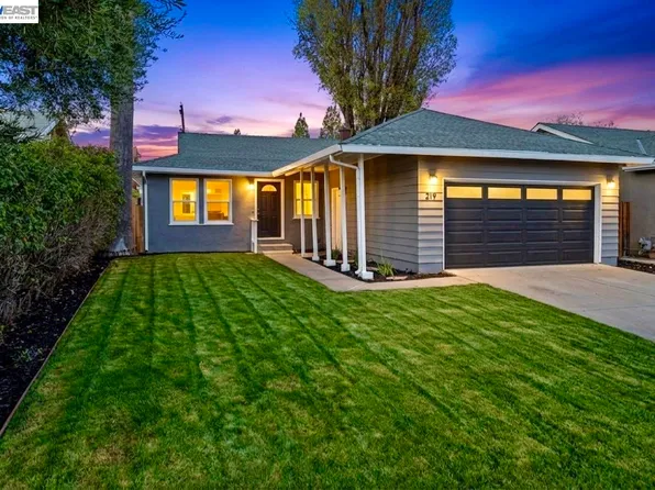 219 Omira Dr, San Jose, CA 95123
