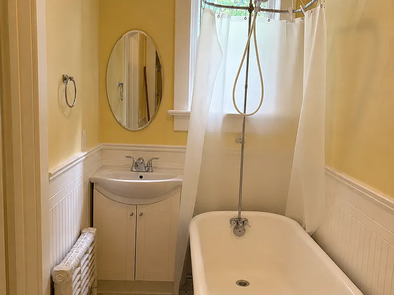 1411 Centre St SW #22 — Photo 9