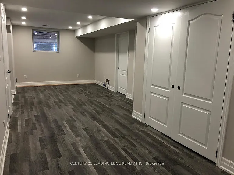 65 Stedford Cres #BASEMENT — Photo 5