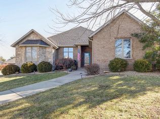 5252 S Hazel Dr, Springfield, MO 65810