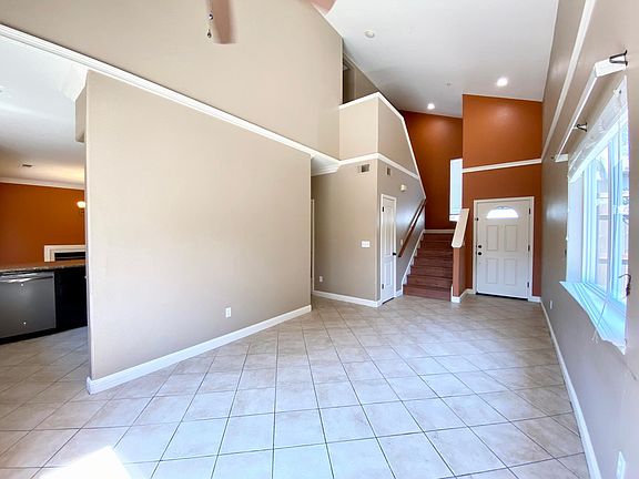 2nd image of 139 Tyson Ct