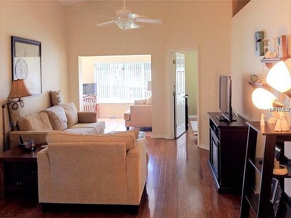 4th image of 2009 Rocky Pointe Dr