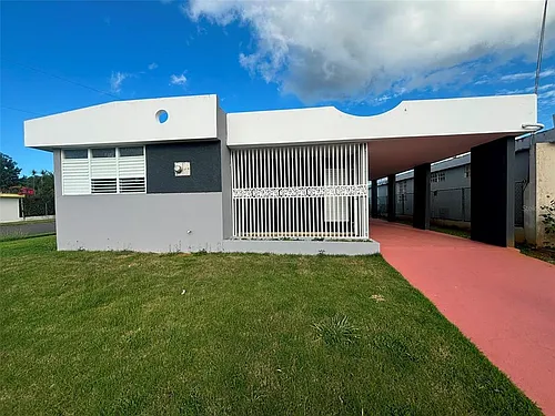 CASA D9 Calle Monarca Urb Paseos Reales Photo 1