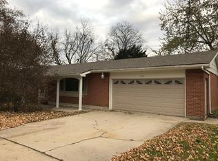 1514 Sparkhayes Dr, Sycamore, IL 60178