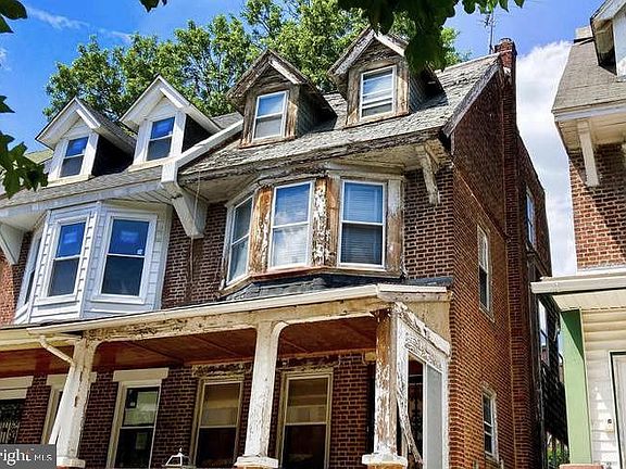 3rd image of 4915 Chancellor St