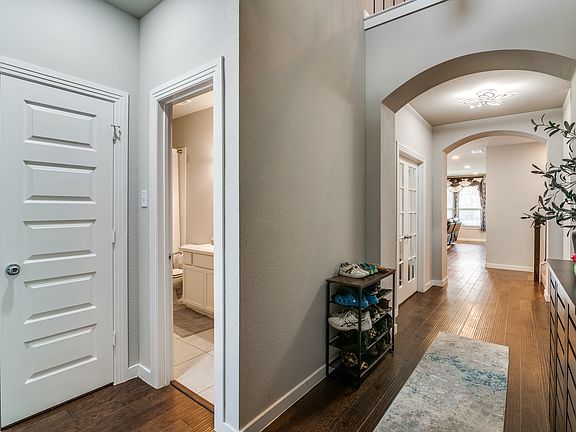 3rd image of 1822 Indigo Creek Ln