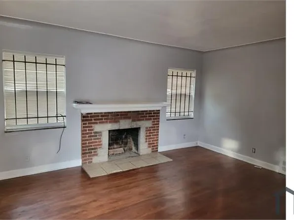 8918 Robson St, Detroit, MI 48228