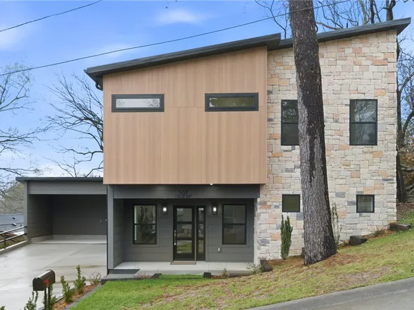 567 S Blair Ave, Fayetteville, AR 72701