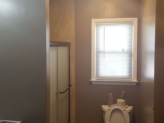 Upstairs Bathroom 1