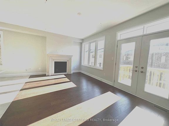 3rd image of 30 Periwinkle Rd