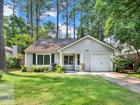 109 Blueberry Ct NE, Savannah, GA 31419