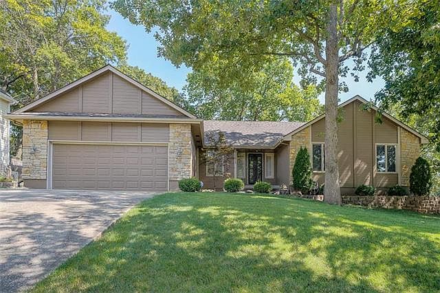 1st image of 12713 E 64th Ct