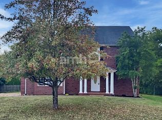 586 Hollerman Ln, Gallatin, TN 37066