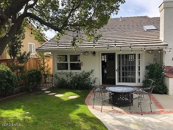 3rd image of 808 Admiral Way