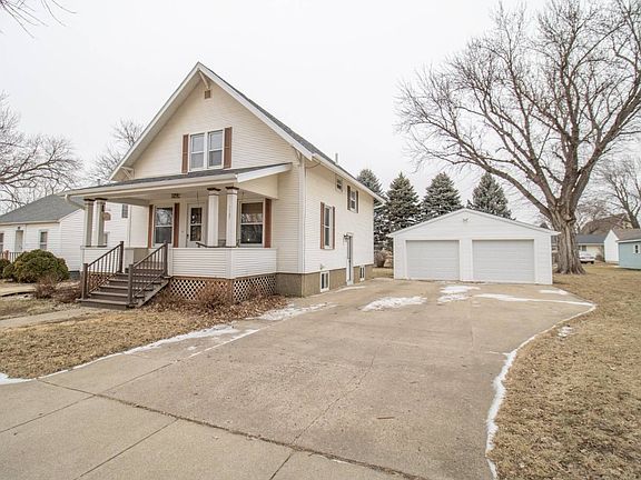 2nd image of 1107 4th St