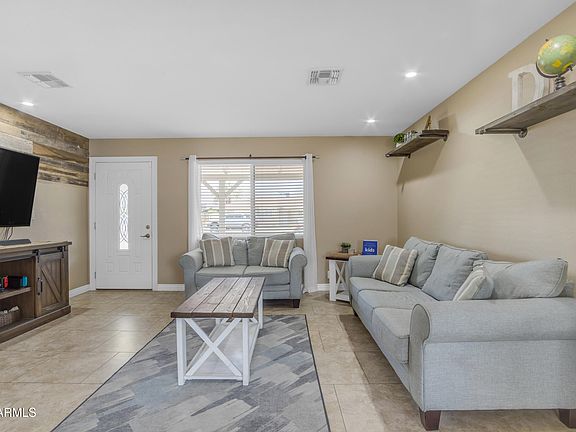 5th image of 1719 E DANA Avenue