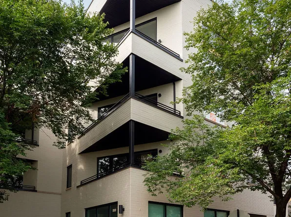 1656 N Bosworth Ave APT 3N, Chicago, IL 60642