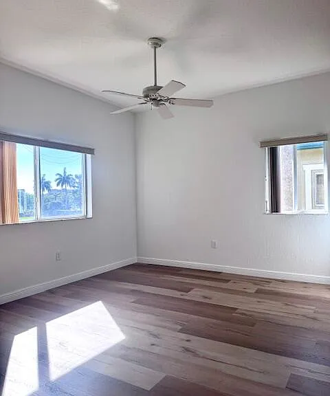 7842 Exeter Blvd E — Photo 18