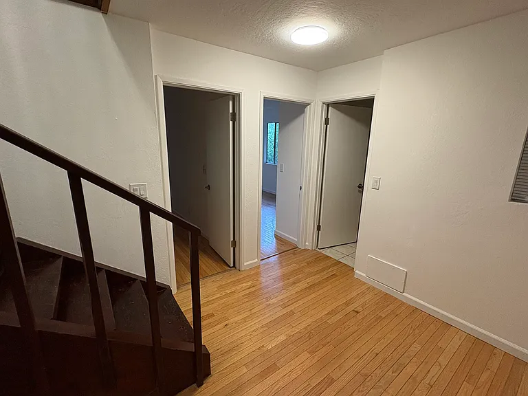2820 London Rd — Photo 10