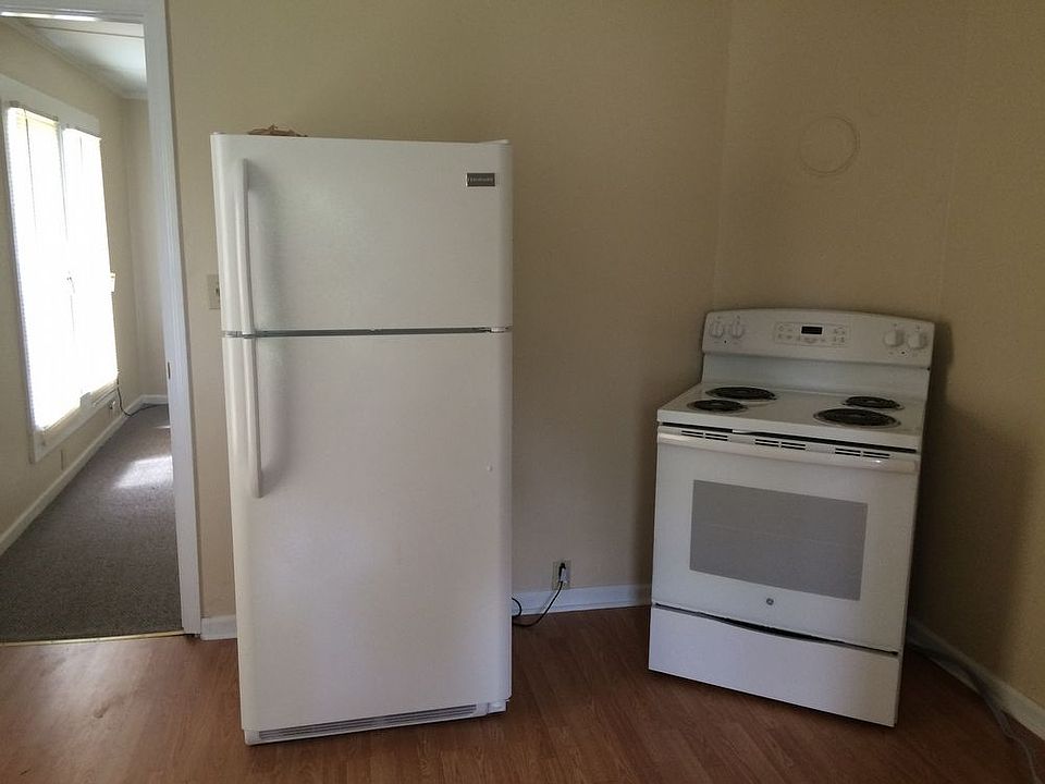 2nd image of 715-B Sevier St