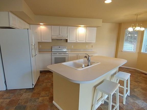 5th image of 3016D 17th Avenue Ct NW