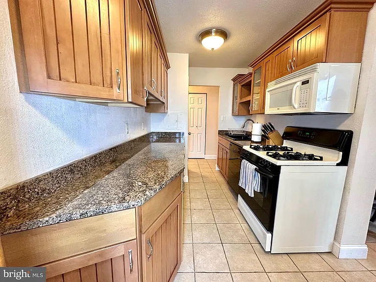 501 Slaters Ln #902 — Photo 44