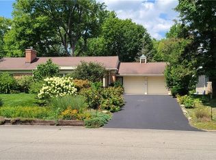 542 Arden Dr, Indianapolis, IN 46220