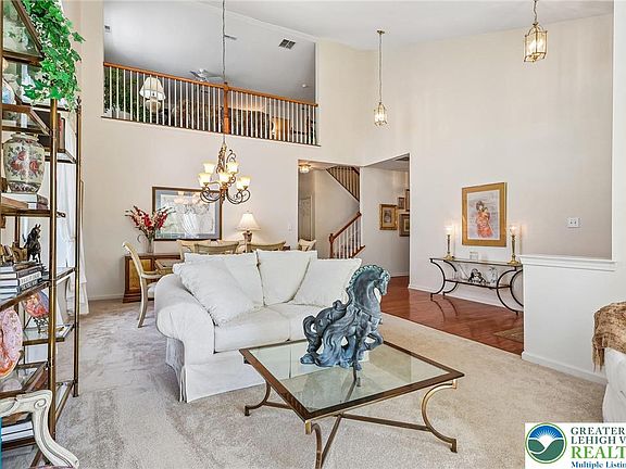 5th image of 2141 Four Seasons Blvd