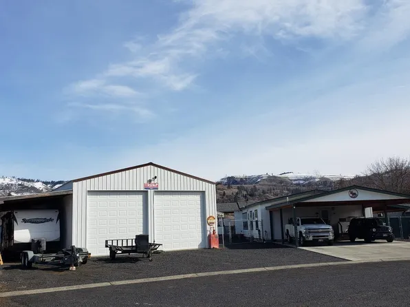 141 N Hill St, Kamiah, ID 83536