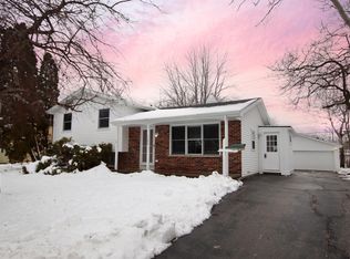 1723 Grove St, Oshkosh, WI 54901