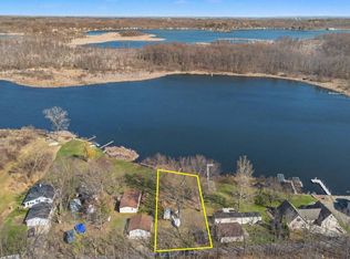 51049 W Saddlebag Lake Rd, Decatur, MI 49045