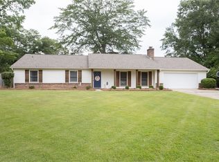 313 Cricket Ln, Auburn, AL 36832
