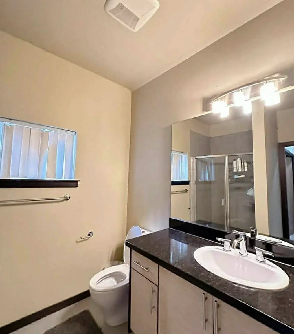 4 bed, 1195 sqft, $1,000 — Photo 3