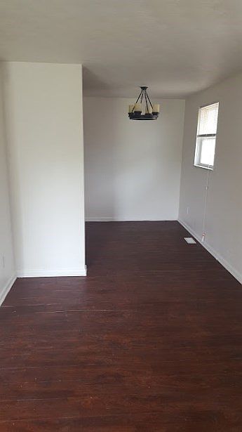 1st image of 2253 Hepburn Ave