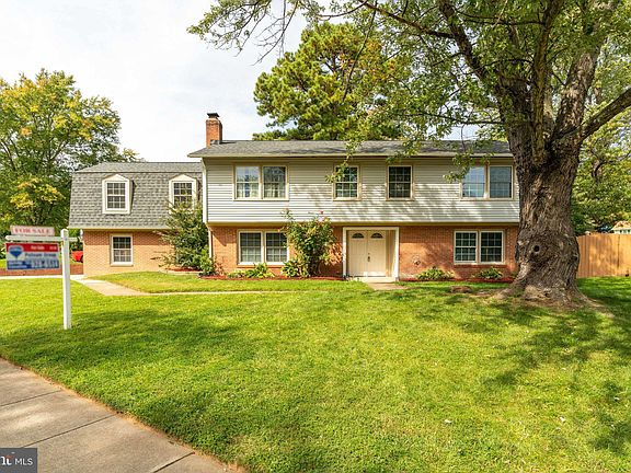 2nd image of 4016 Forge Dr