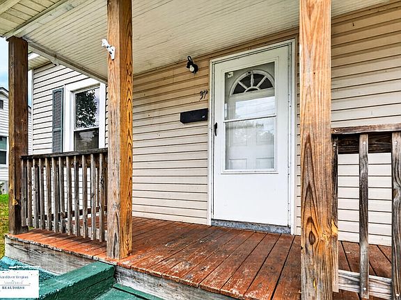4th image of 37 Morris Ave