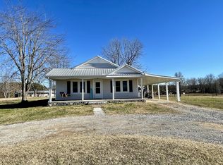 968 W Point Rd, Lawrenceburg, TN 38464