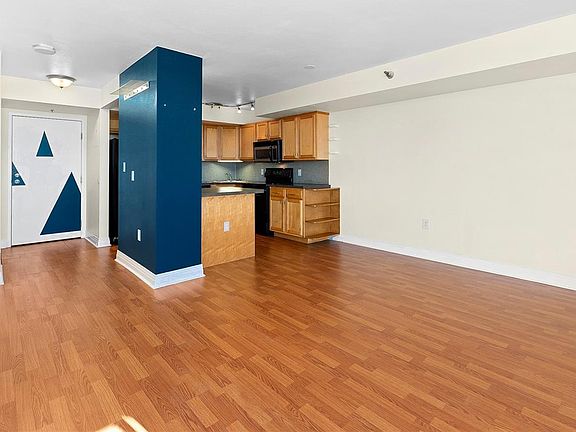 4th image of 601 W 11th Avenue #516