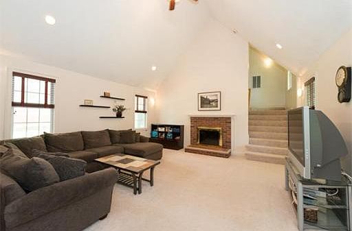 1st image of 10 Sidney St