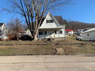 51 Madison St, Glouster, OH 45732
