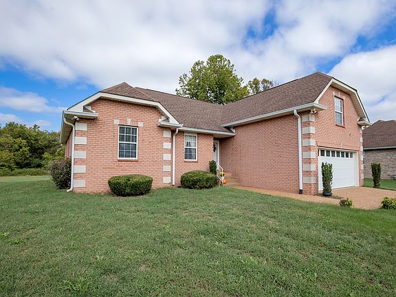 3rd image of 205 Queens Lane Ct