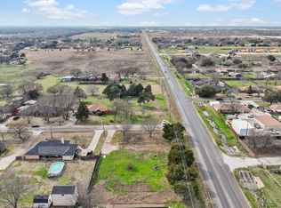 102 Ridge Crest Dr, Red Oak, TX 75154