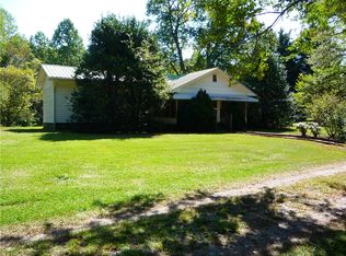 210 Boyd Moss Rd, West Union, SC 29696