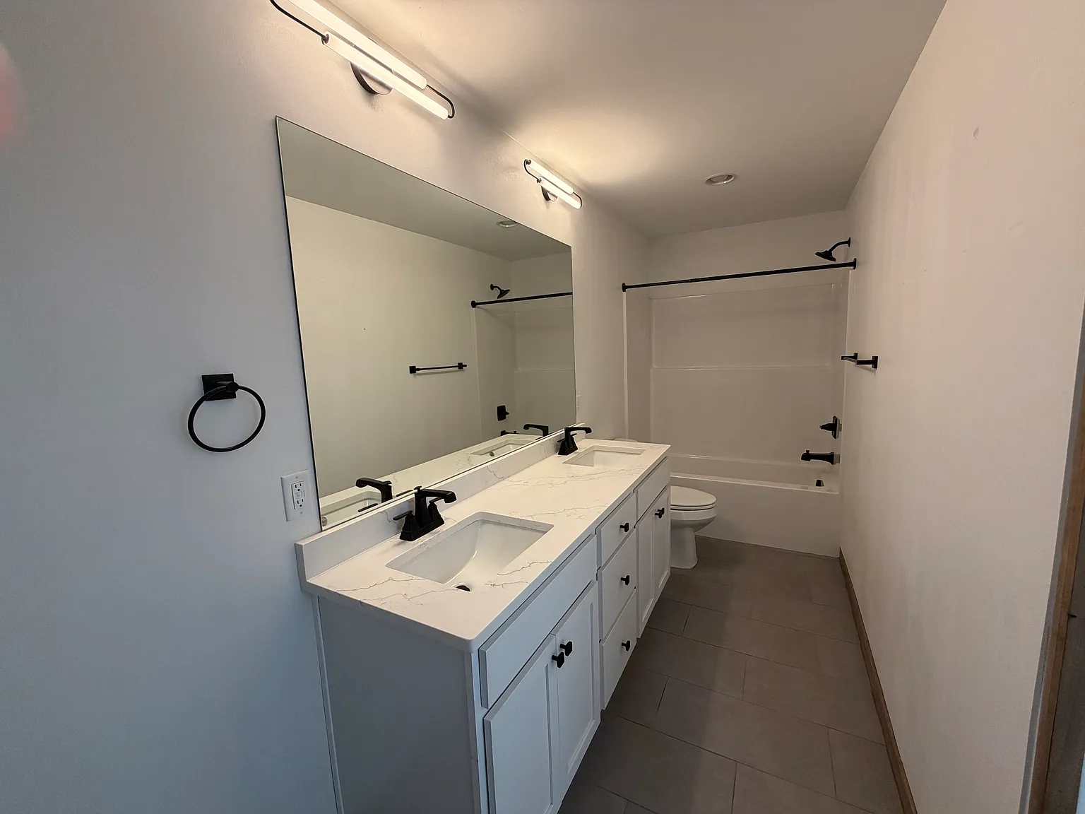 1 bed, 500 sqft, $975 — Photo 3