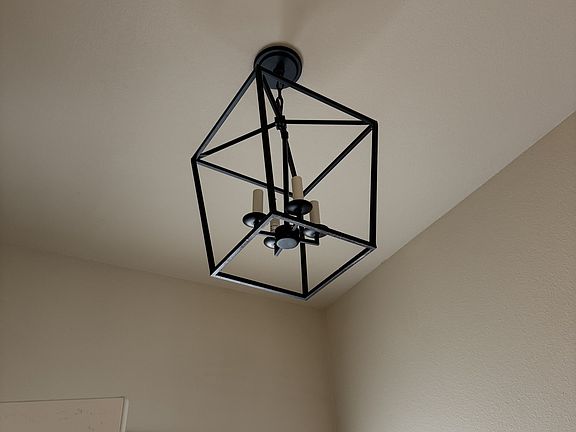 4th image of 5670 Shadowbend Cir W Unit 107-1